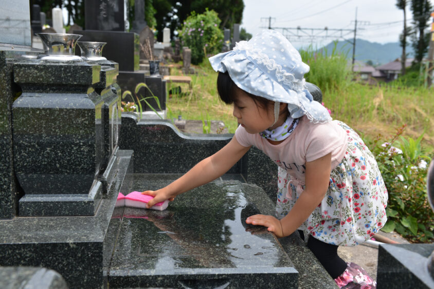 お墓清掃